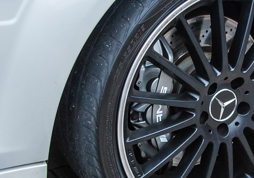 Aufbereitung von Alufelgen